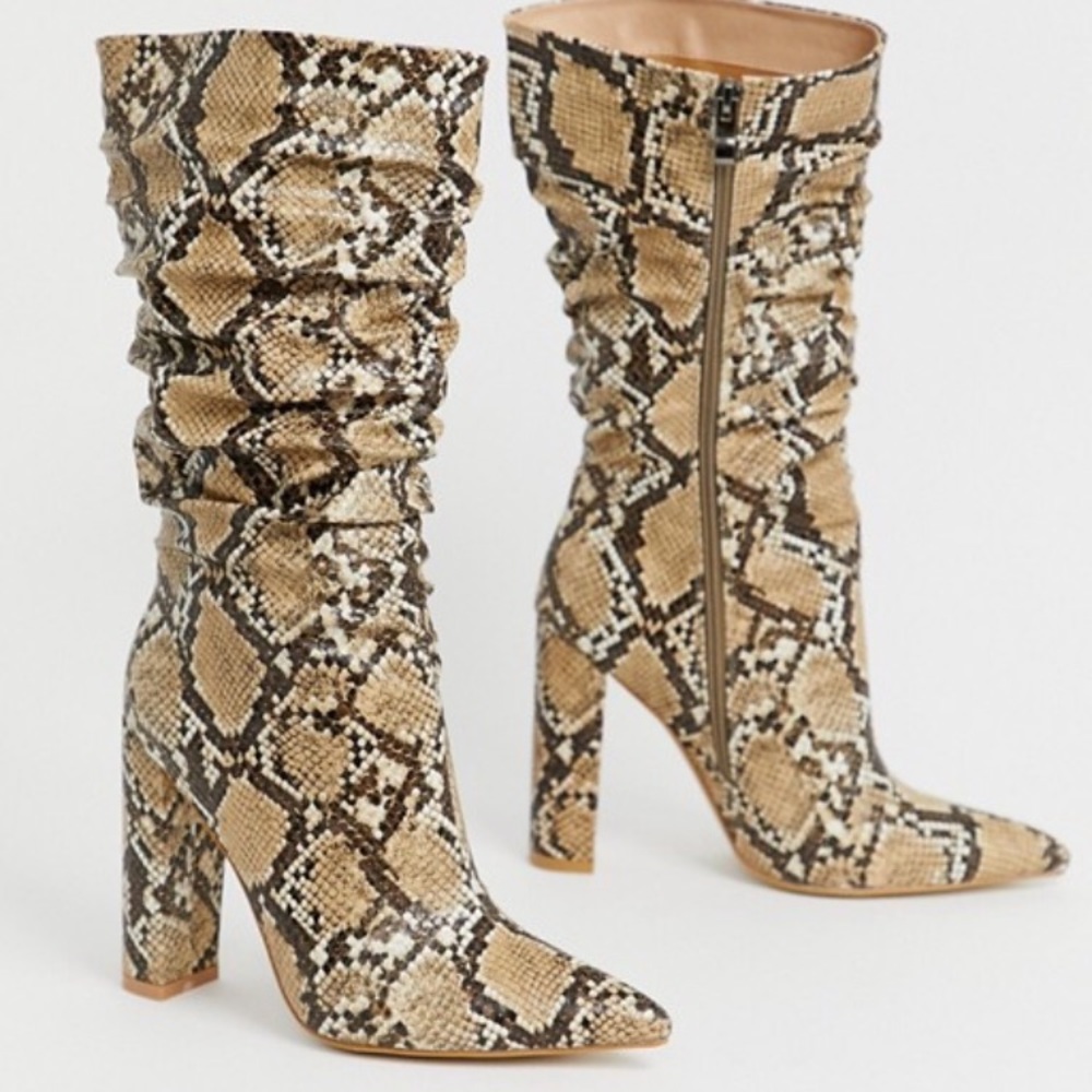 Faux leather ruched boot NWOT